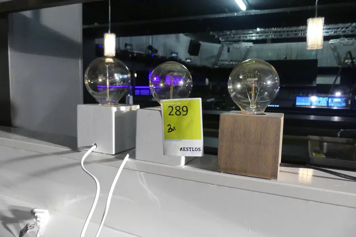 3x Tischlampe